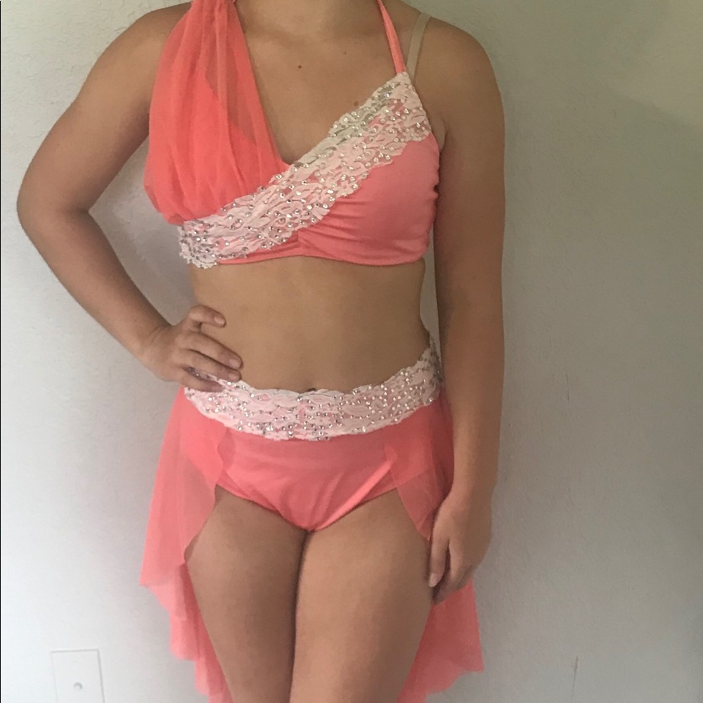 Kelle&Company custom costume
